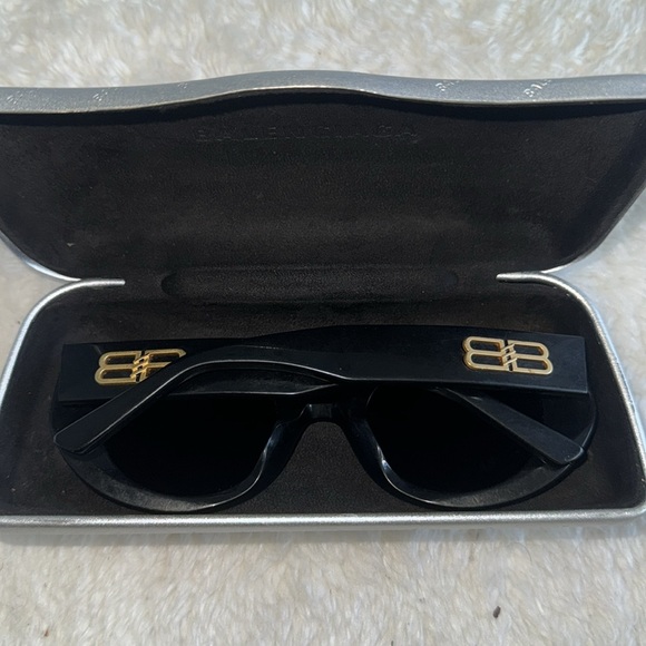 Balenciaga glasses - Picture 5 of 11